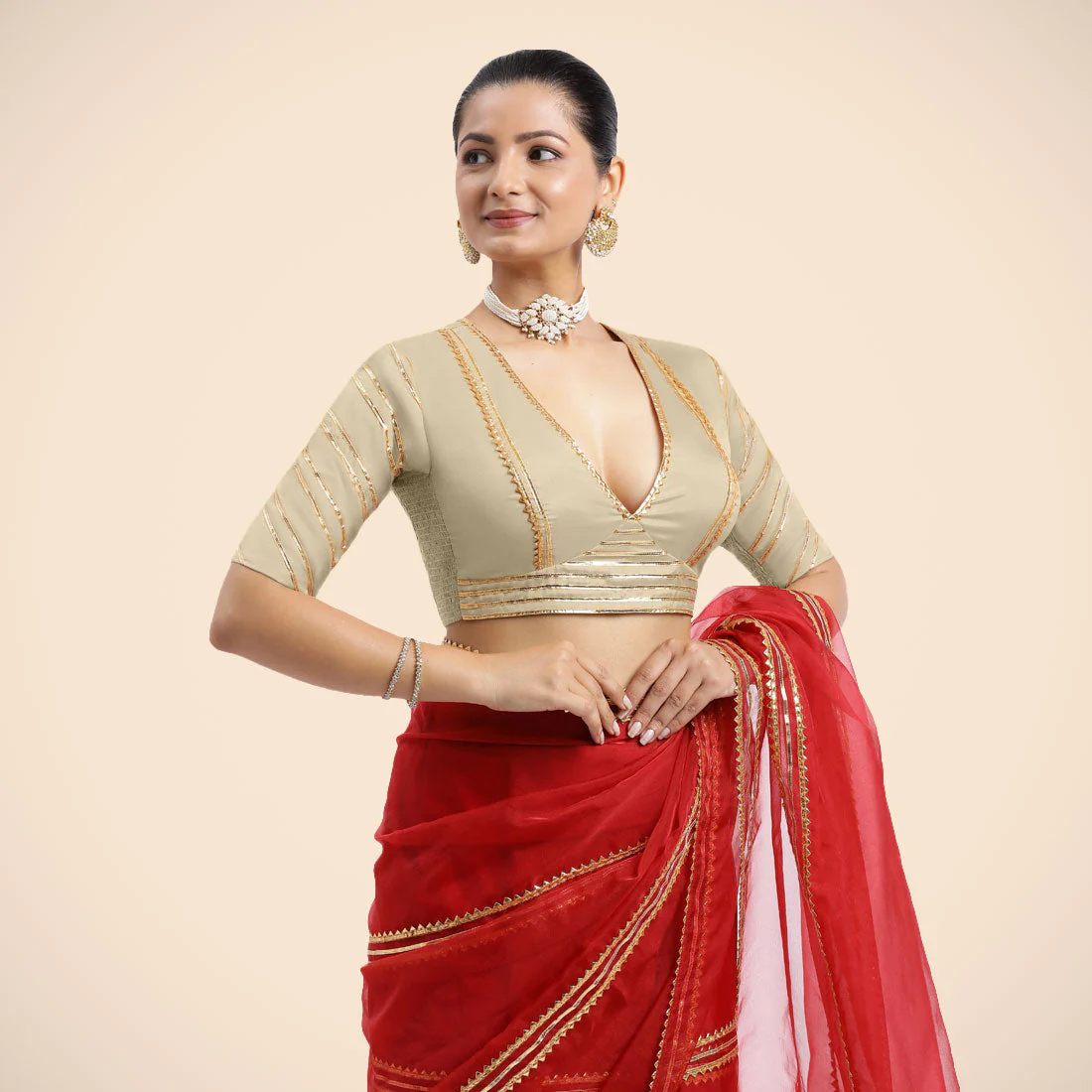 Binks_Saree-Blouse_NavyaCreamTyohaarXS_1.webp